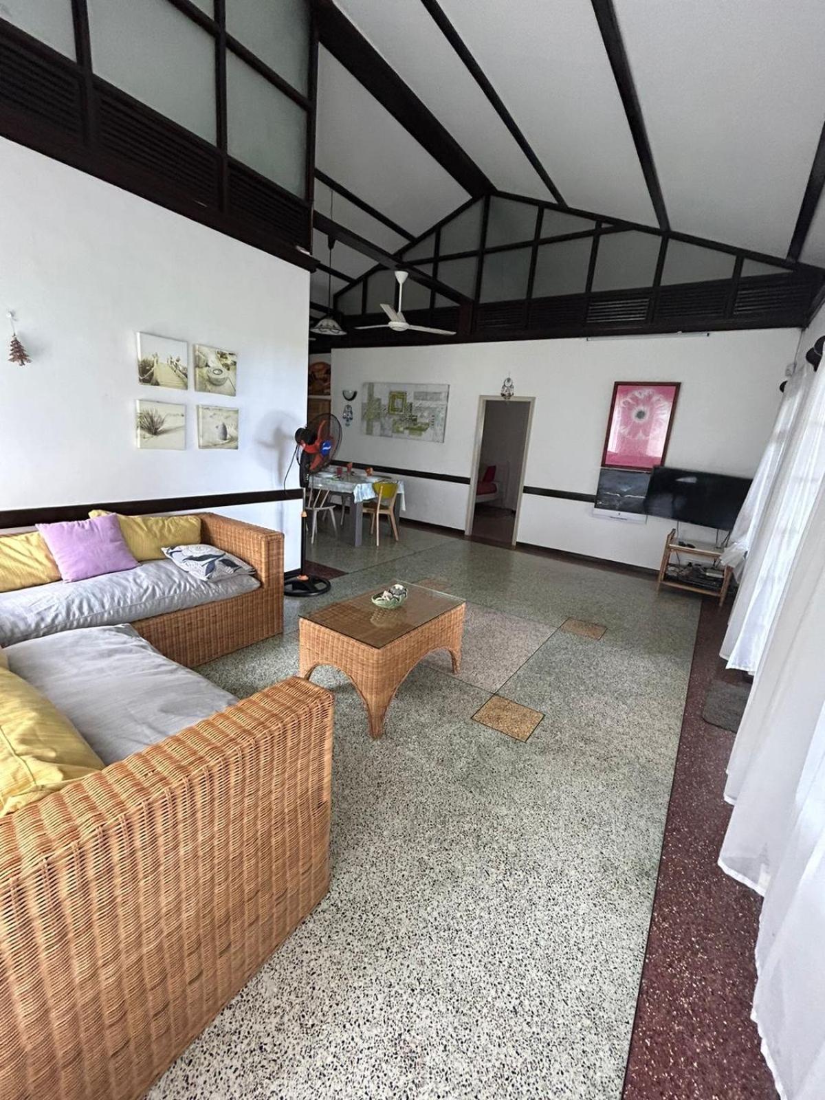 Villa Karel Mauritius Beach House Riambel Exterior photo