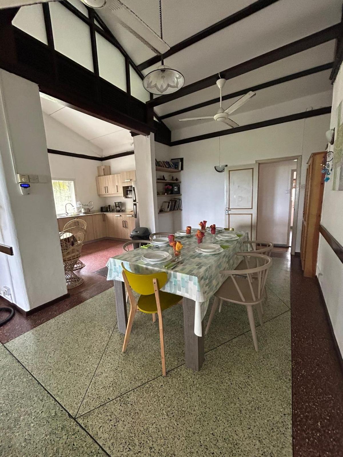 Villa Karel Mauritius Beach House Riambel Exterior photo
